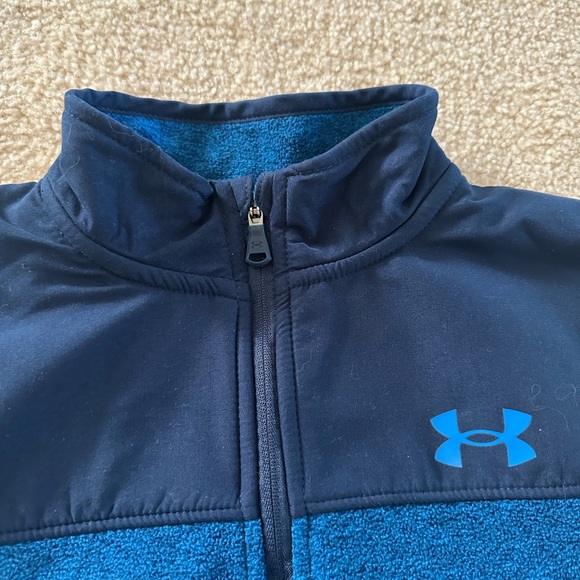 Like new Under Armour kids sweater. Size medium. - Picture 3 of 4